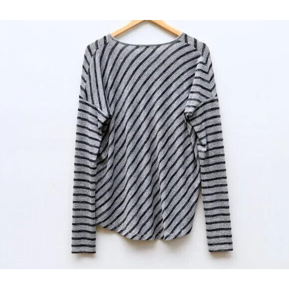 Rag and Bone STRIPED HUDSON VEE LONG SLEEVE Sweater Knit Top Chevron V n… - Picture 4 of 6